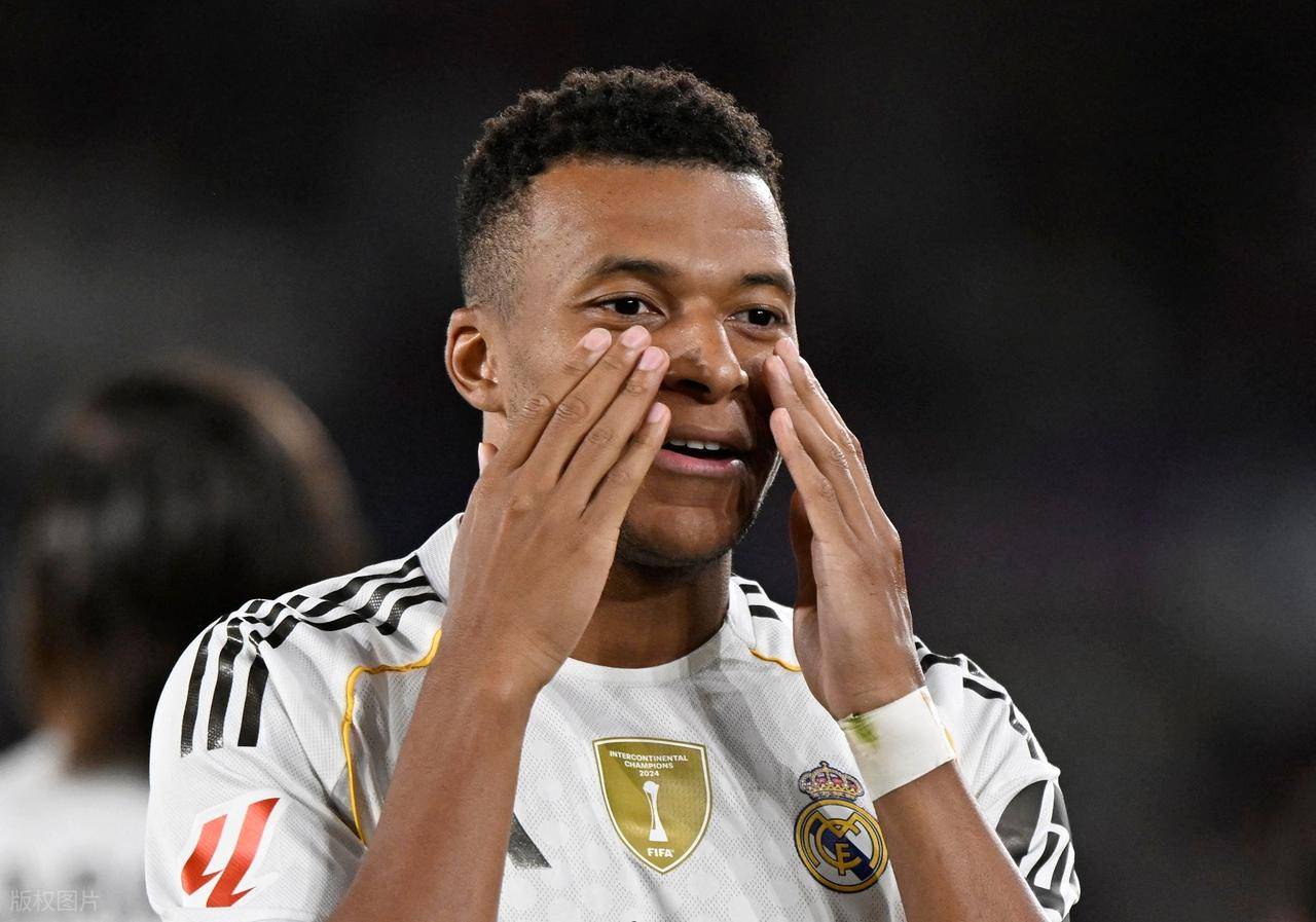 粒进球跻身 粒进球跻身